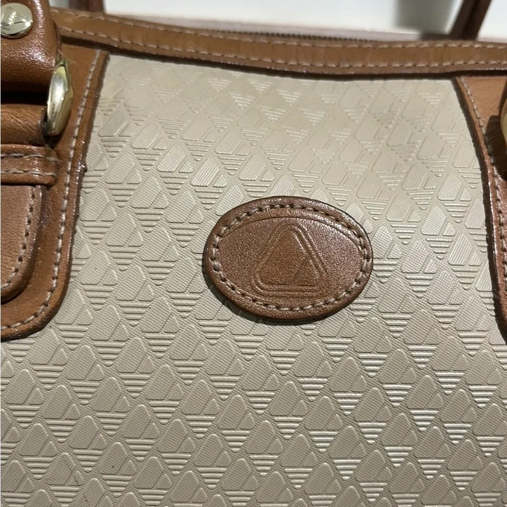 Liz Claiborne Purse Beige Logo Leather Vinyl Bag Satchel Vintage 80s 1988